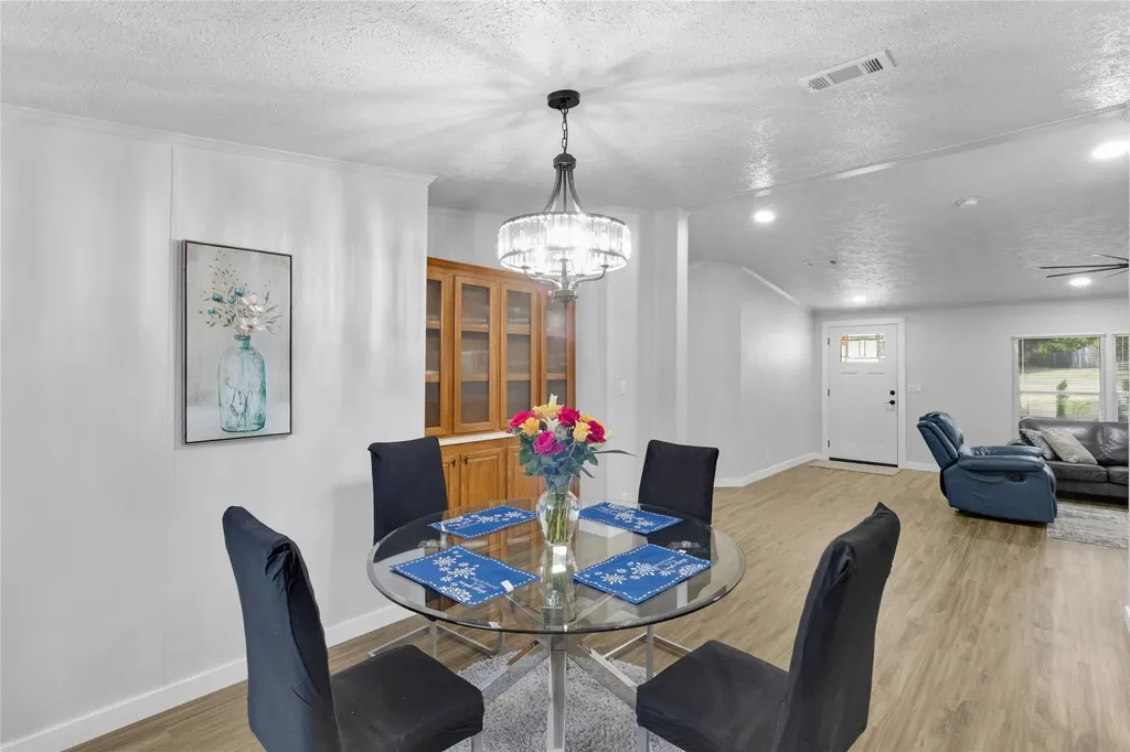10595 Northlake Circle Kemp TX 75143