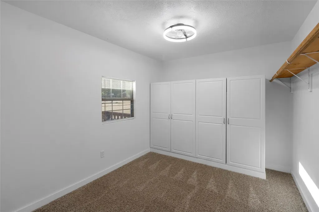 10595 Northlake Circle Kemp TX 75143