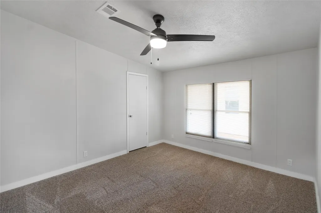 10595 Northlake Circle Kemp TX 75143