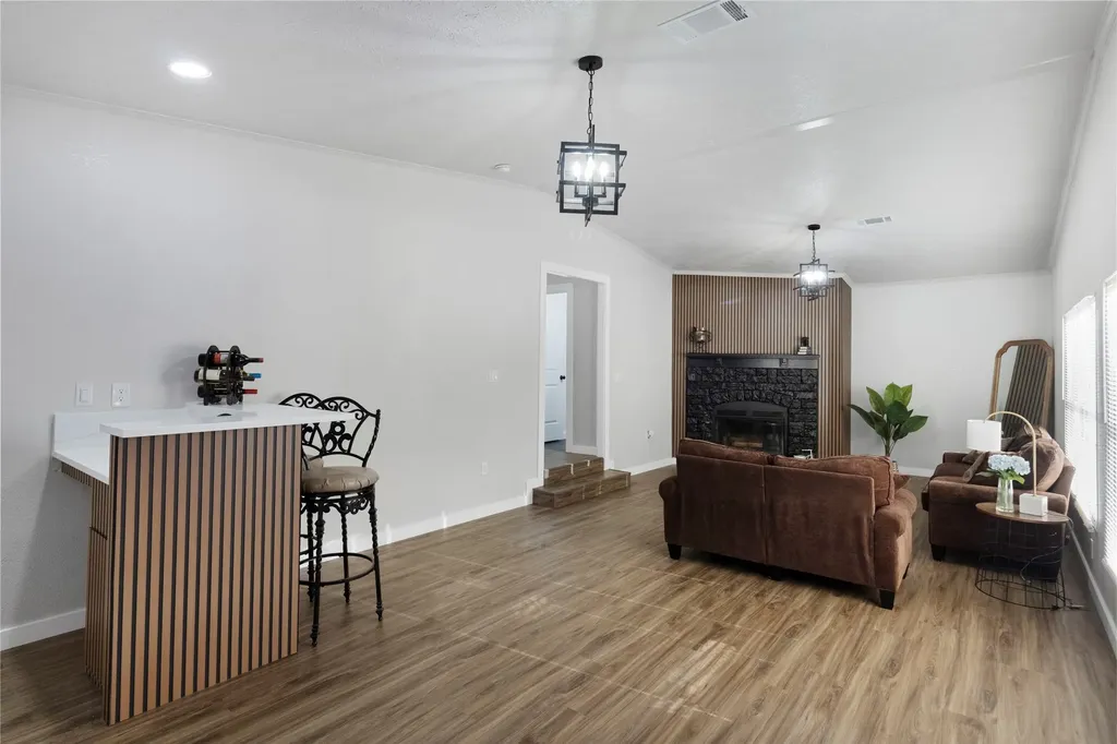 10595 Northlake Circle Kemp TX 75143