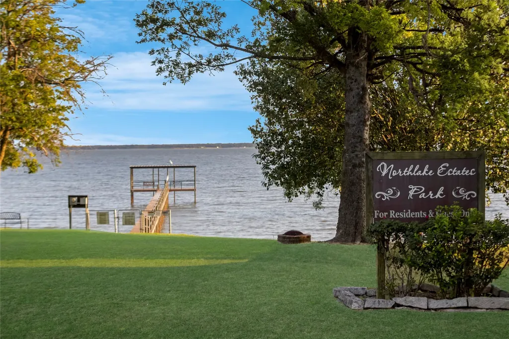 10595 Northlake Circle Kemp TX 75143