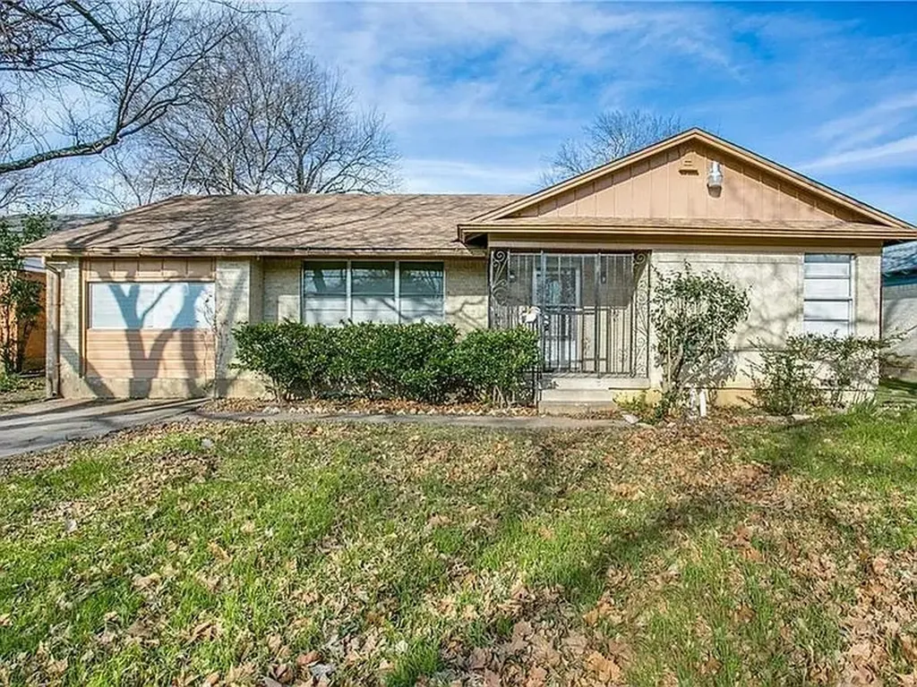 1255 E Pentagon Parkway Dallas TX 75216