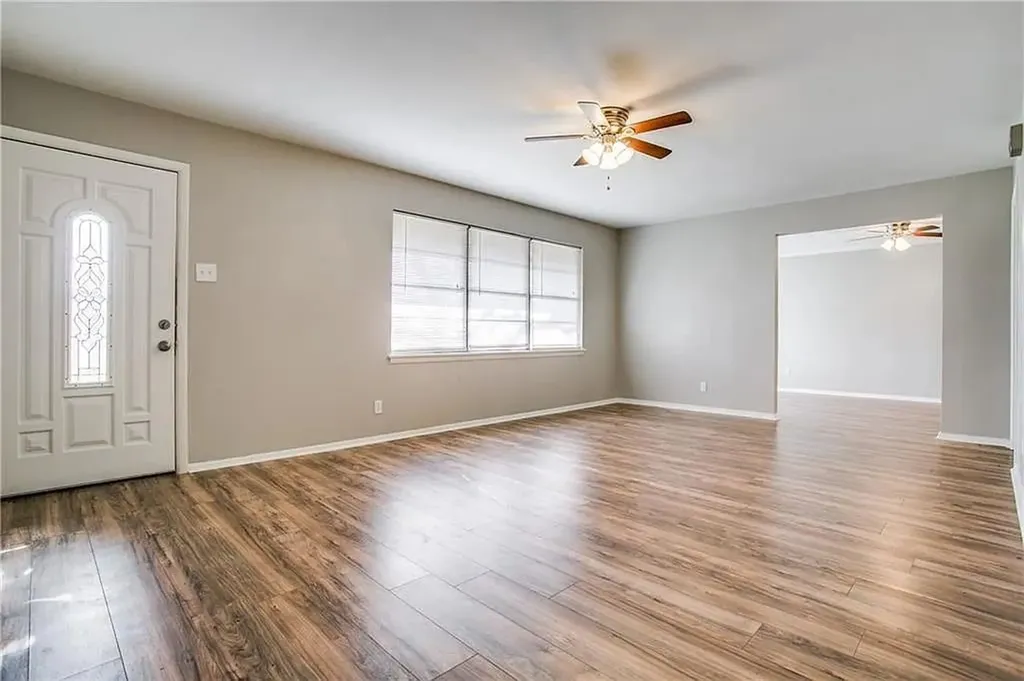 1255 E Pentagon Parkway Dallas TX 75216