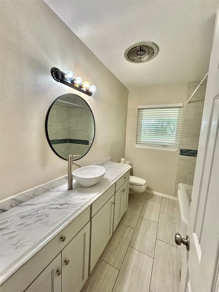 306 Line Drive Gainesville TX 76240