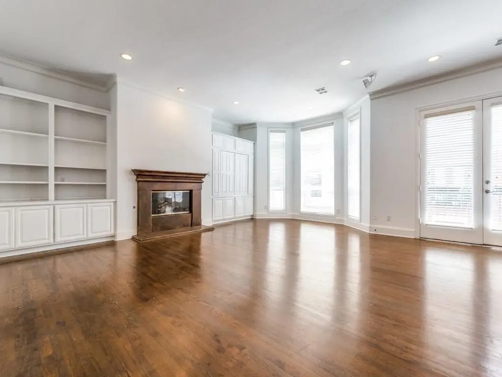 4223 Travis Street Dallas TX 75205