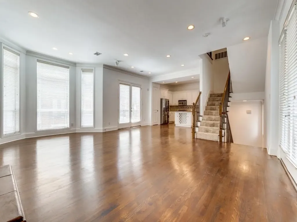 4223 Travis Street Dallas TX 75205