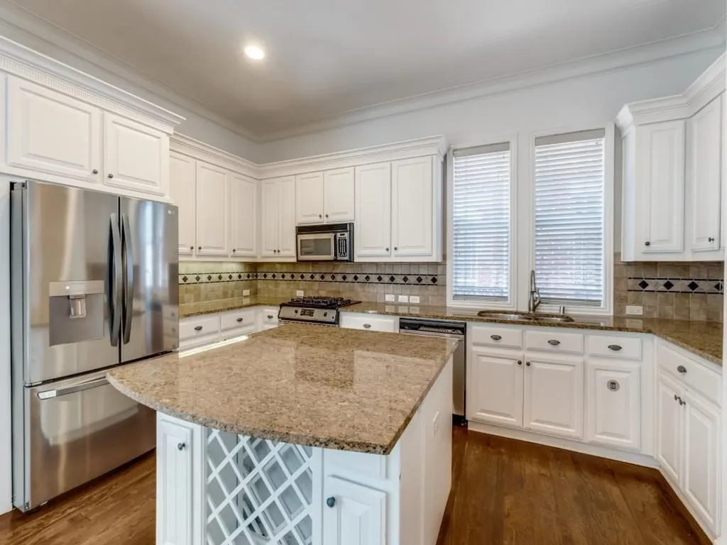 4223 Travis Street Dallas TX 75205
