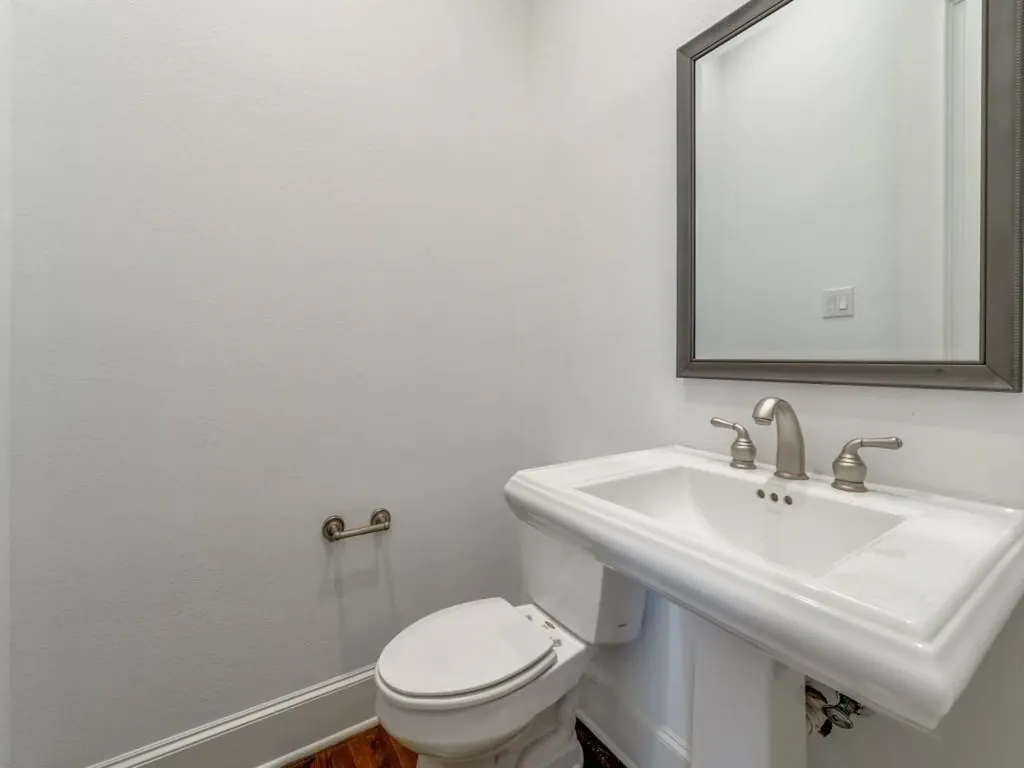 4223 Travis Street Dallas TX 75205