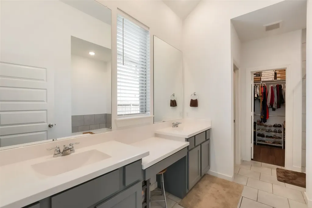 1545 Sugarberry Drive Forney TX 75126
