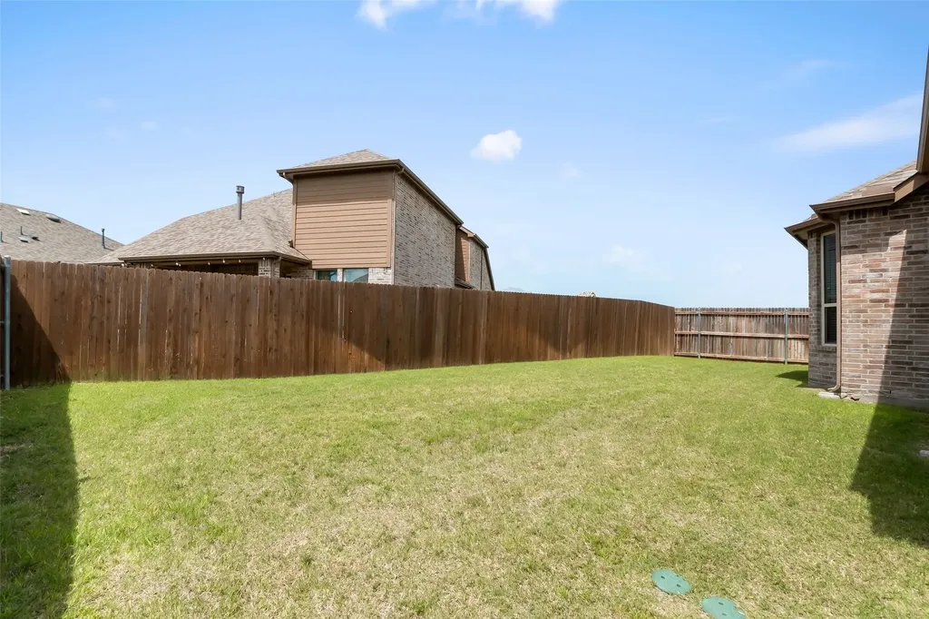 1545 Sugarberry Drive Forney TX 75126