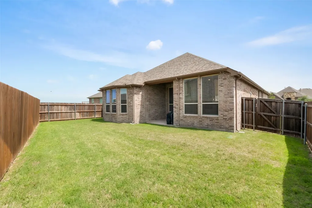 1545 Sugarberry Drive Forney TX 75126