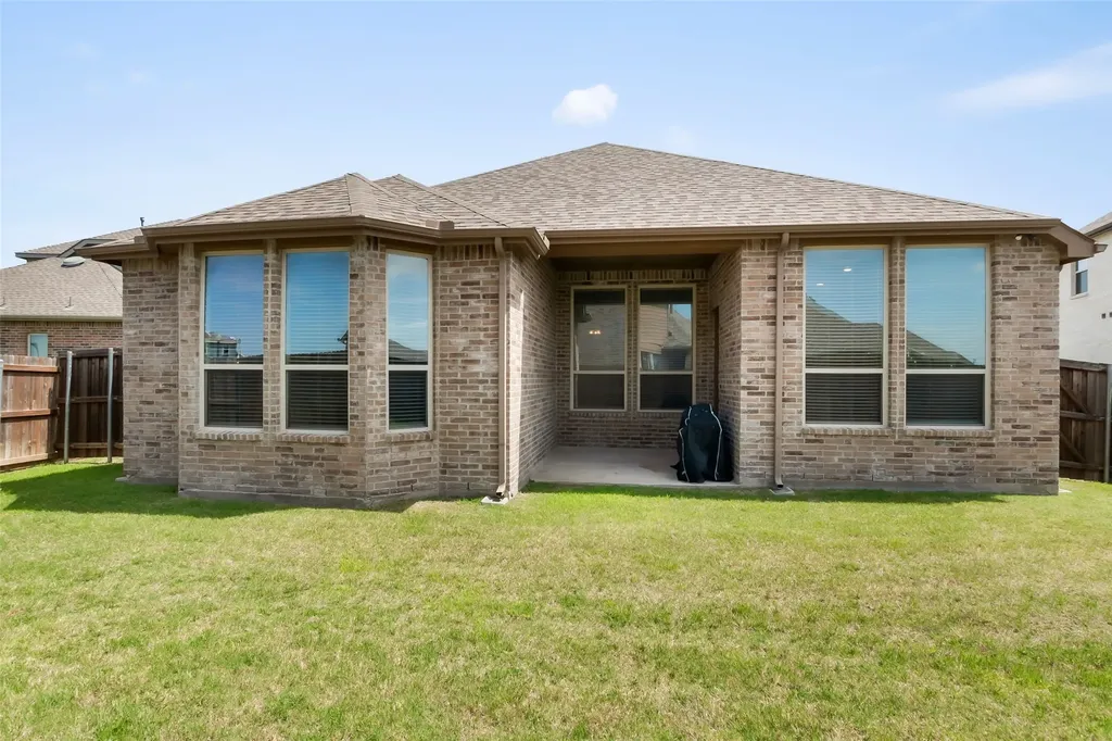 1545 Sugarberry Drive Forney TX 75126