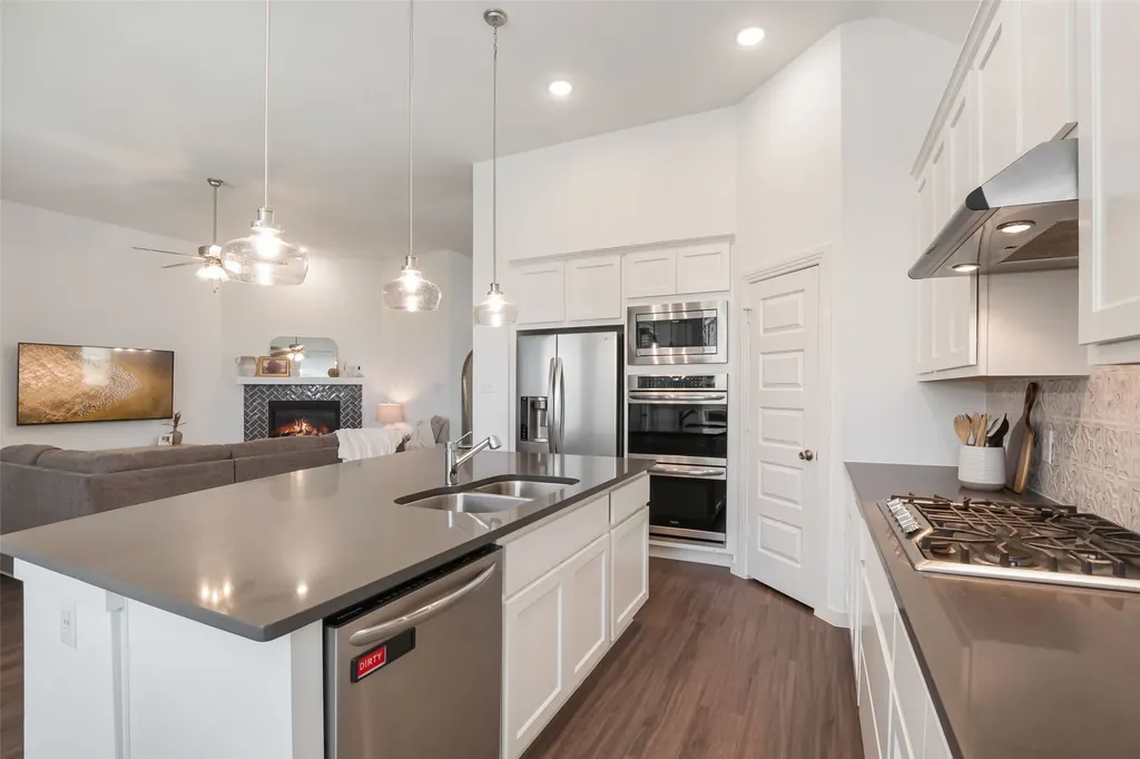 1545 Sugarberry Drive Forney TX 75126