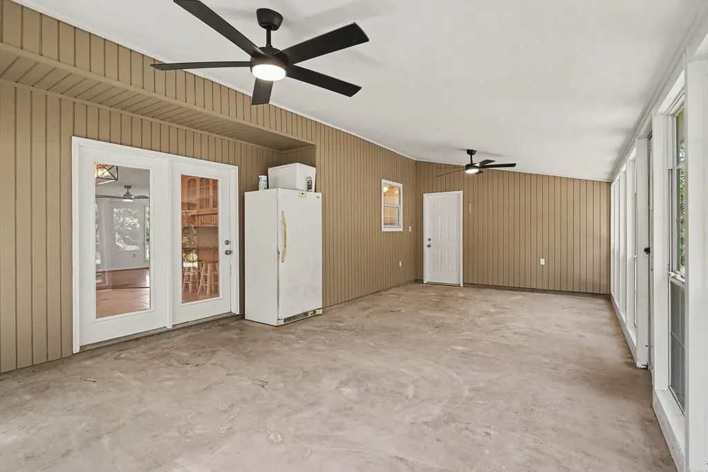 4225 Fm 2415 Coyote Flats TX 76009