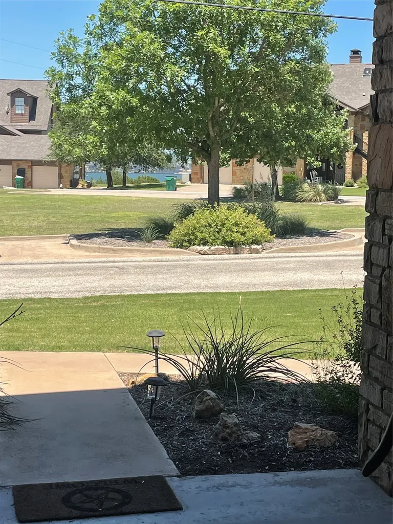1103 Eagle Point Circle Graford TX 76449