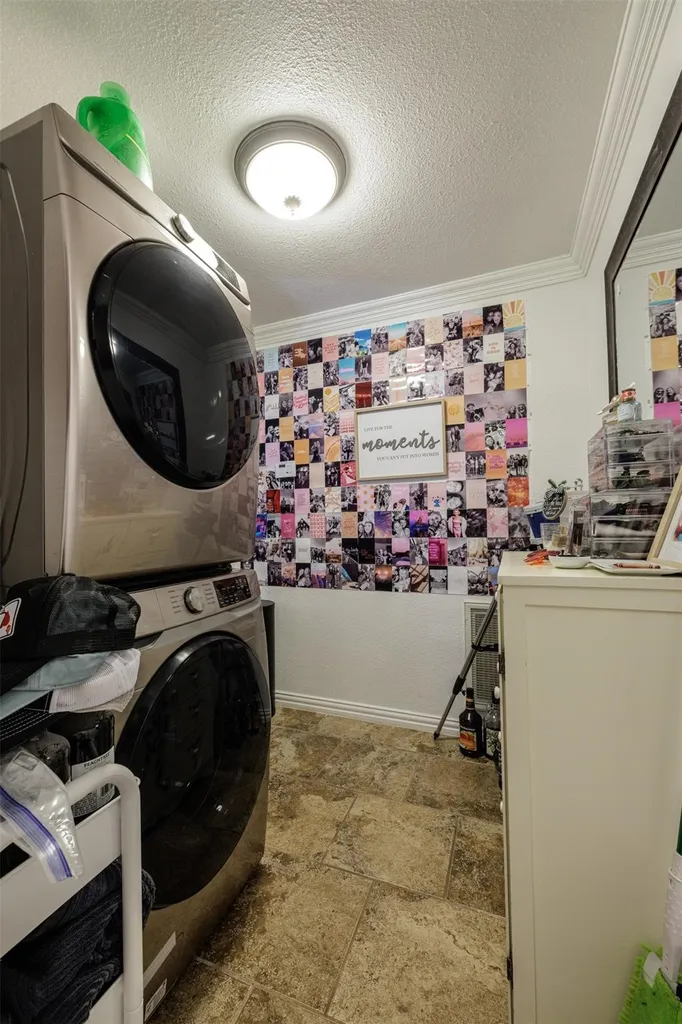 511 S Sulphur Street Leonard TX 75452