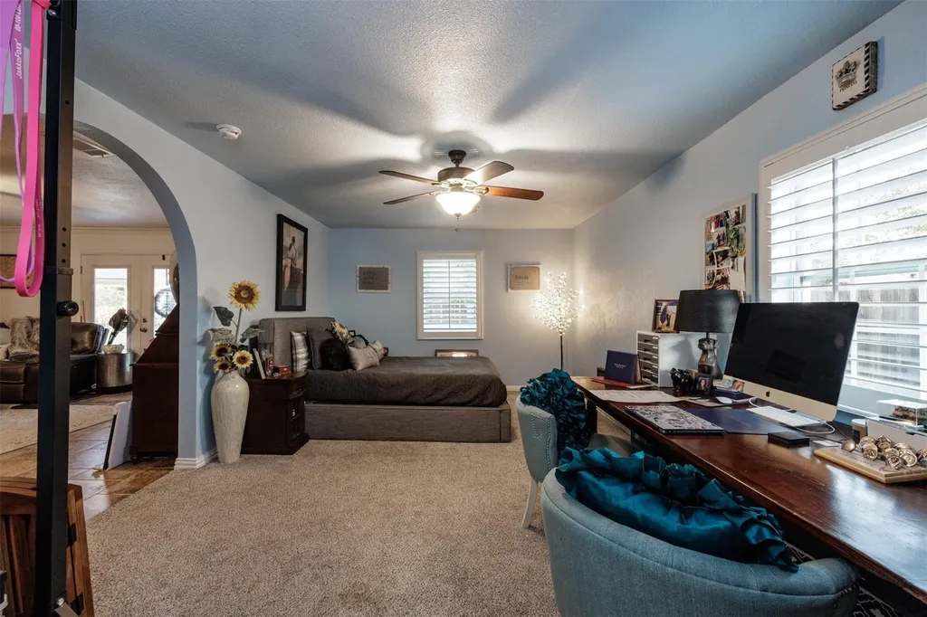 511 S Sulphur Street Leonard TX 75452