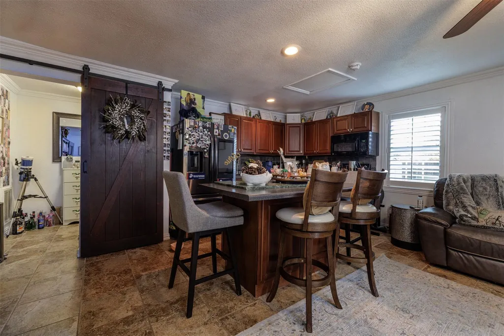 511 S Sulphur Street Leonard TX 75452