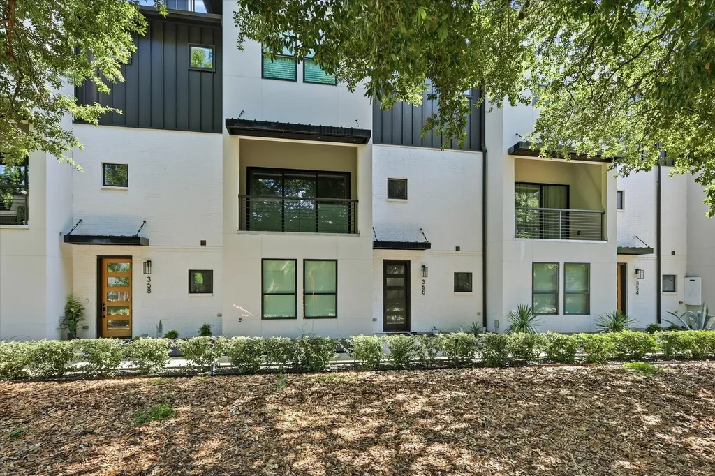 356 Foch Street Fort Worth TX 76107