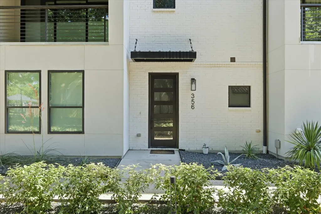 356 Foch Street Fort Worth TX 76107