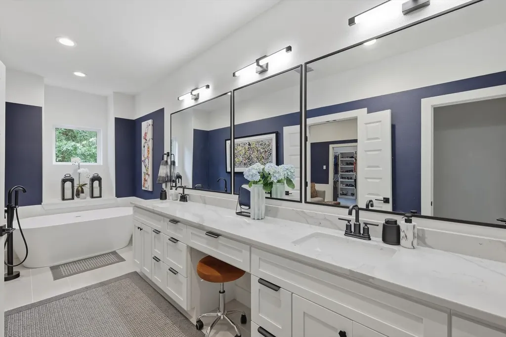 356 Foch Street Fort Worth TX 76107