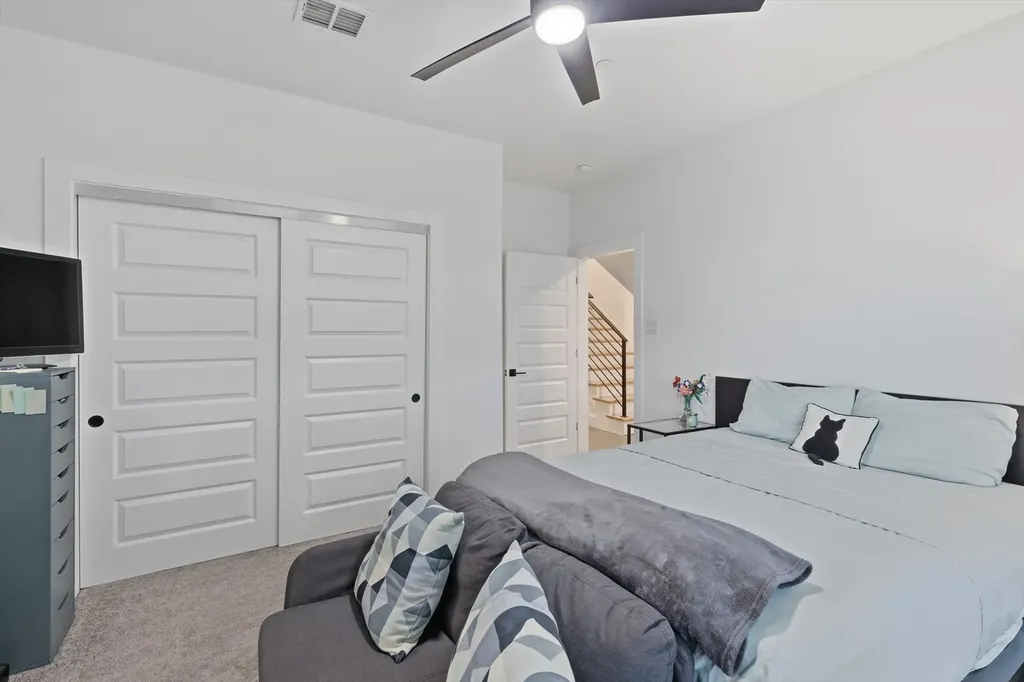 356 Foch Street Fort Worth TX 76107