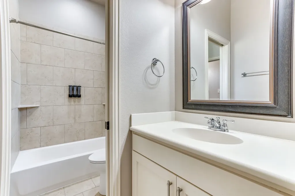 8241 Sandhill Crane Drive Fort Worth TX 76118