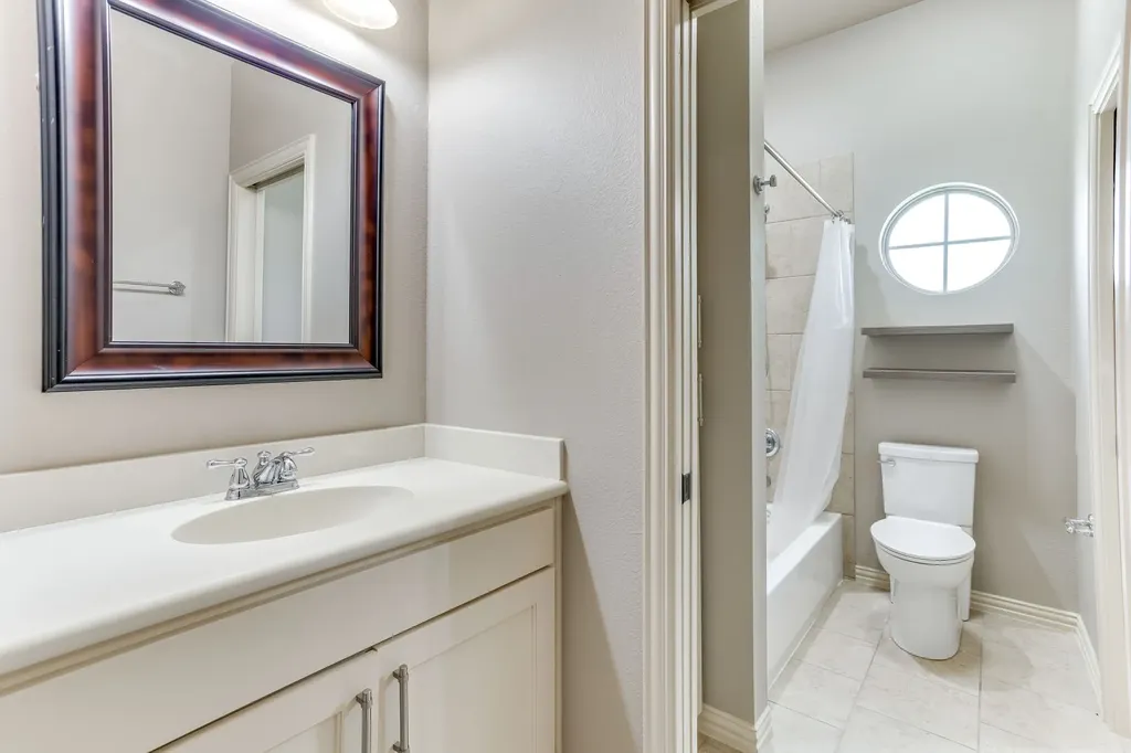 8241 Sandhill Crane Drive Fort Worth TX 76118