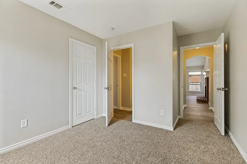 417 Brookhollow Lane Saginaw TX 76131