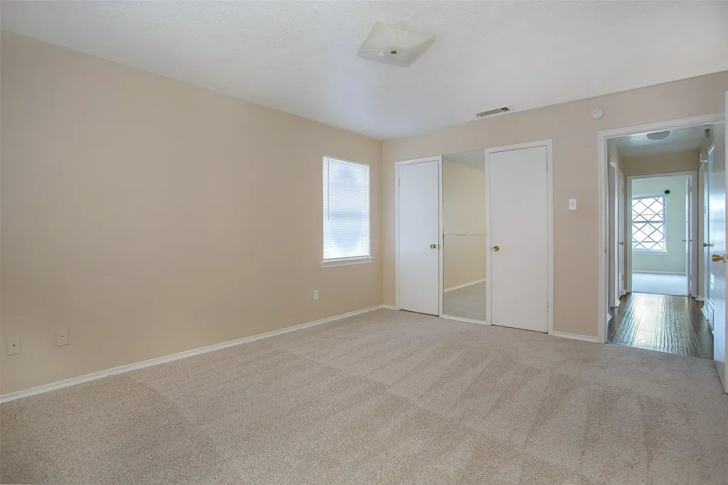 7010 & 7012 Kingsbury Drive Dallas TX 75231