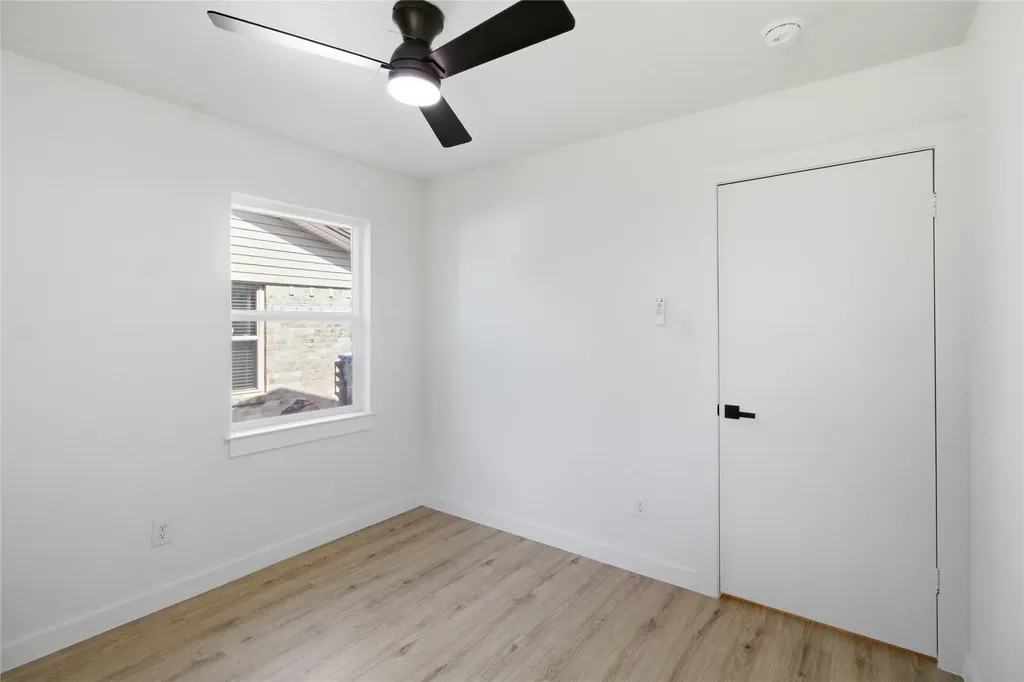 501 Bay Shore Drive Garland TX 75040