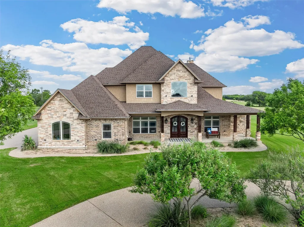 161 Rancho Lorena Drive Lorena TX 76655