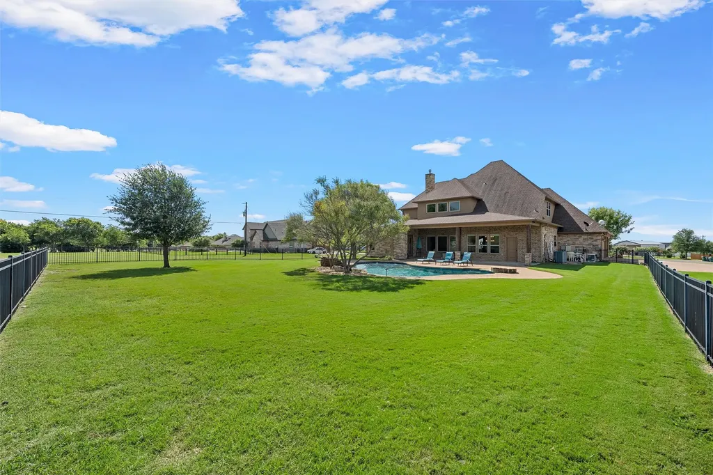 161 Rancho Lorena Drive Lorena TX 76655