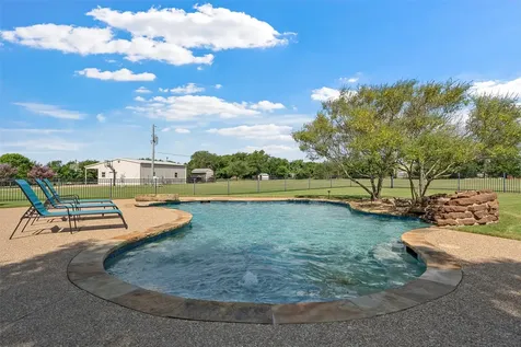 161 Rancho Lorena Drive Lorena TX 76655