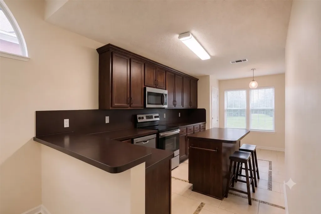 2737 Windswept Lane Mesquite TX 75181