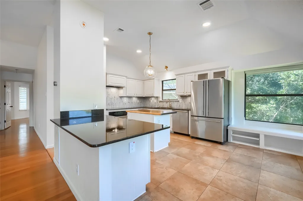 524 Woodlake Drive Coppell TX 75019