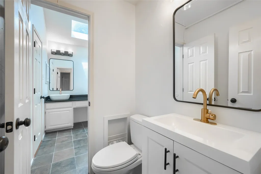 524 Woodlake Drive Coppell TX 75019