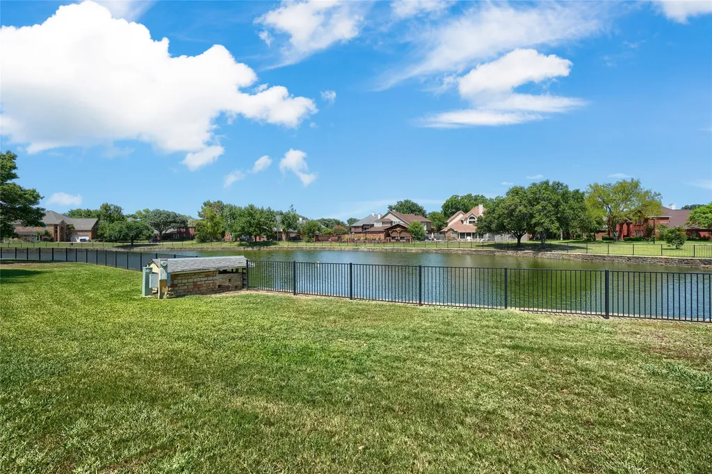 524 Woodlake Drive Coppell TX 75019