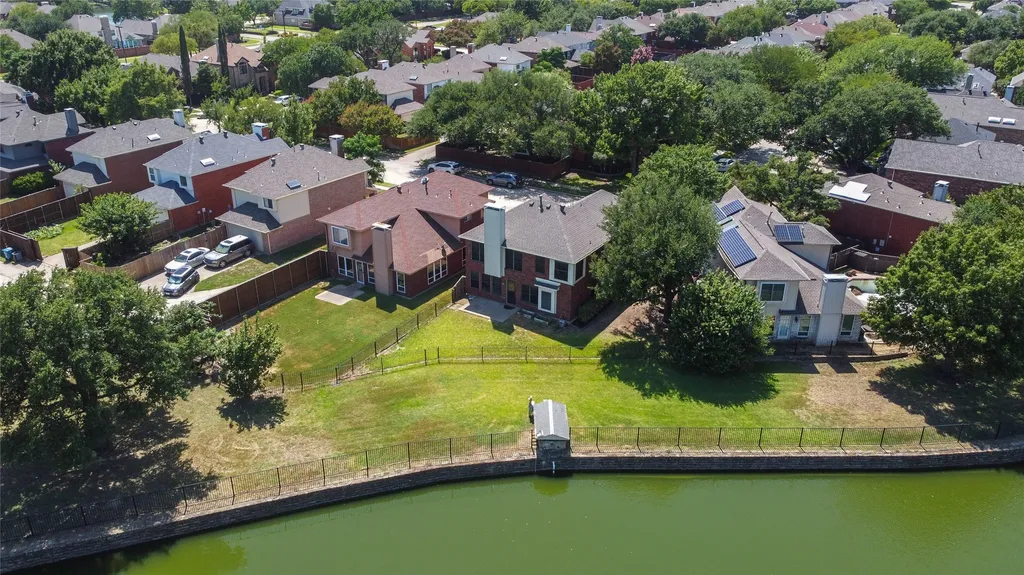 524 Woodlake Drive Coppell TX 75019