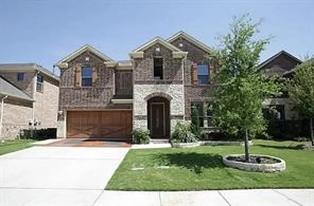 1049 Chickasaw Drive Carrollton TX 75010