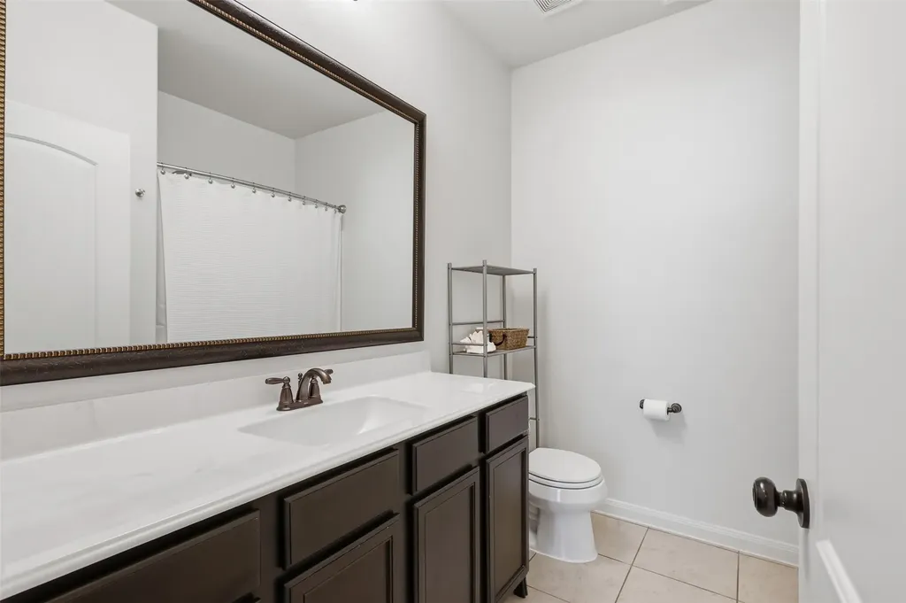 413 Water Oak Denton TX 76209