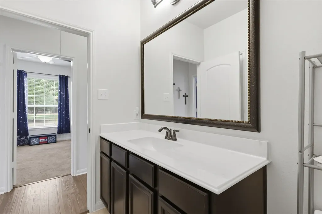 413 Water Oak Denton TX 76209