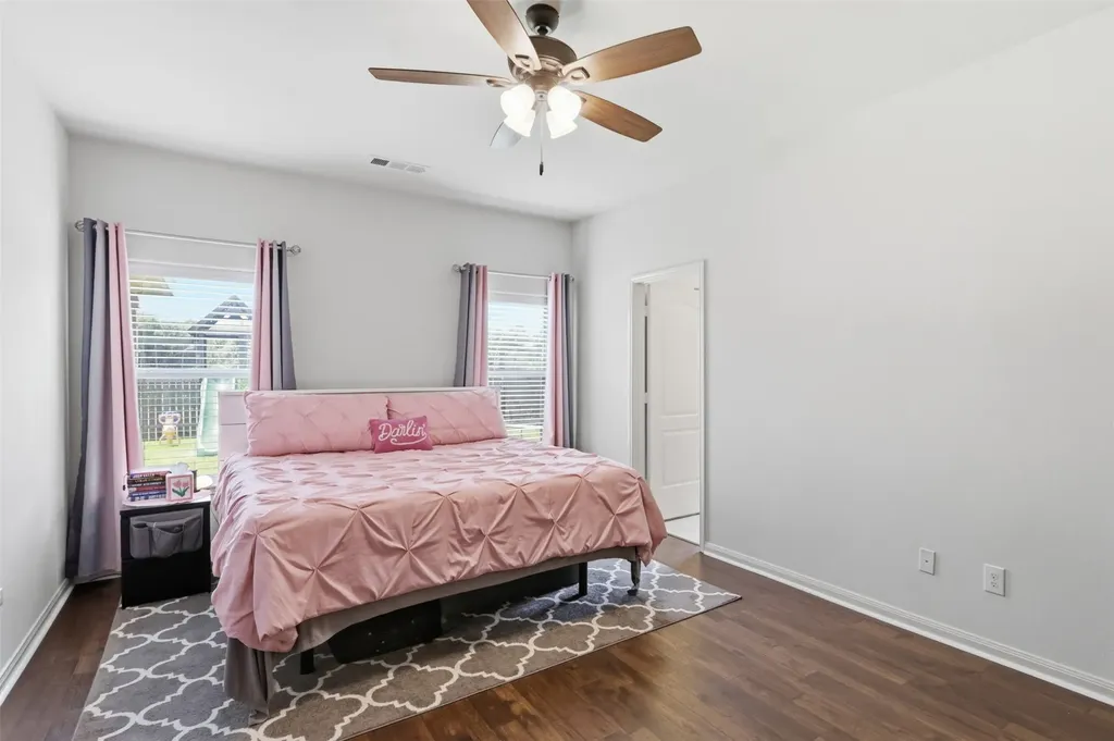 413 Water Oak Denton TX 76209