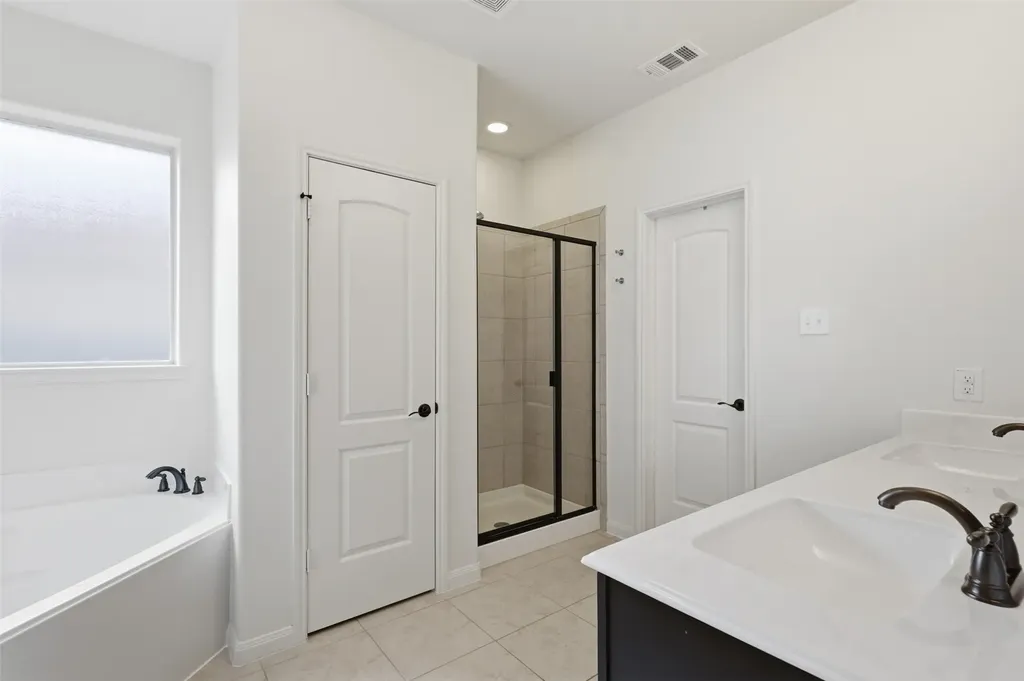 413 Water Oak Denton TX 76209