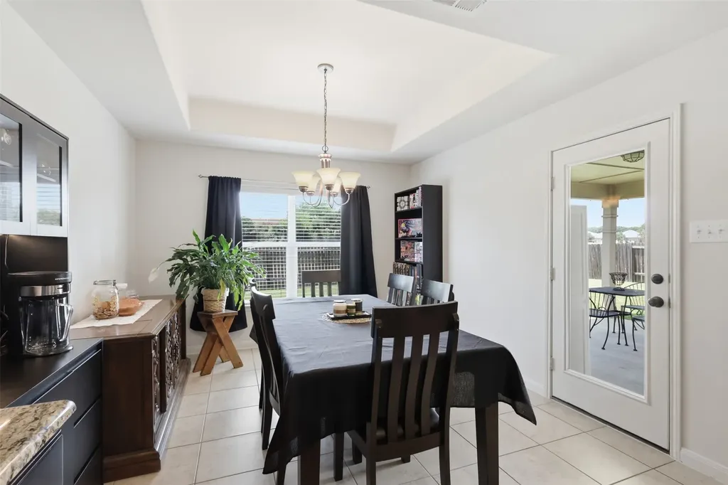 413 Water Oak Denton TX 76209