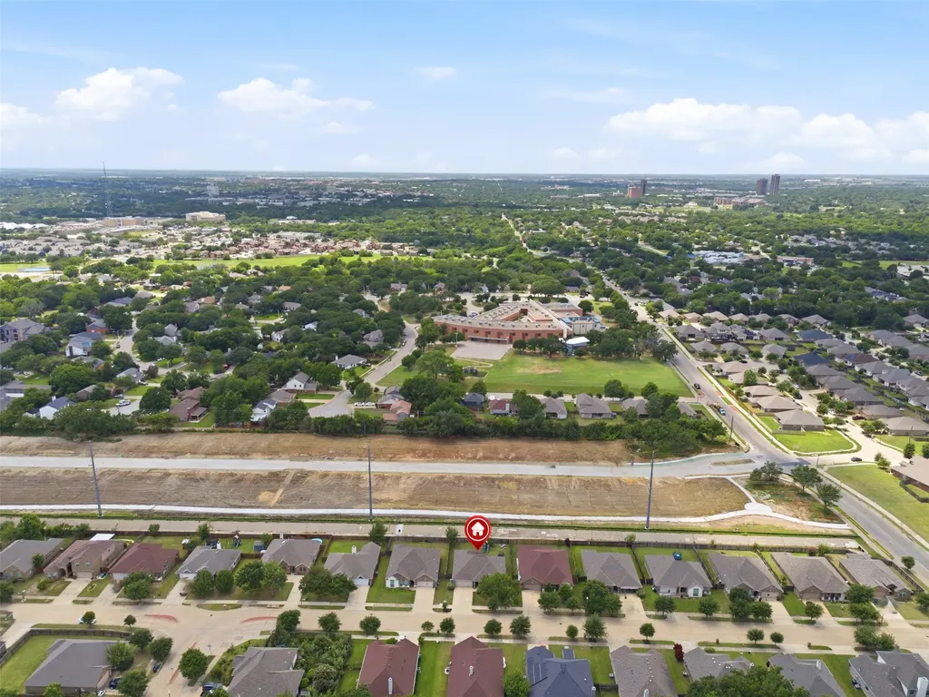 413 Water Oak Denton TX 76209
