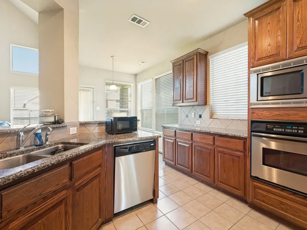 5160 Finnhorse Drive Grand Prairie TX 75052