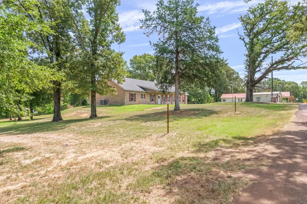 182 Vz County Road 1228 Canton TX 75103