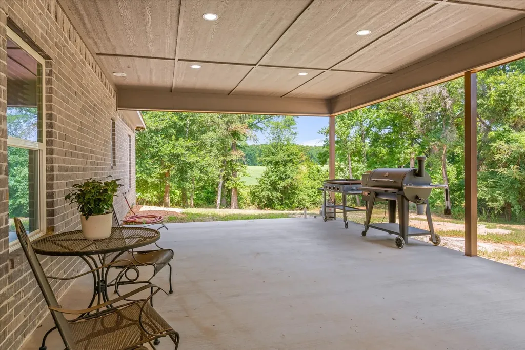 182 Vz County Road 1228 Canton TX 75103