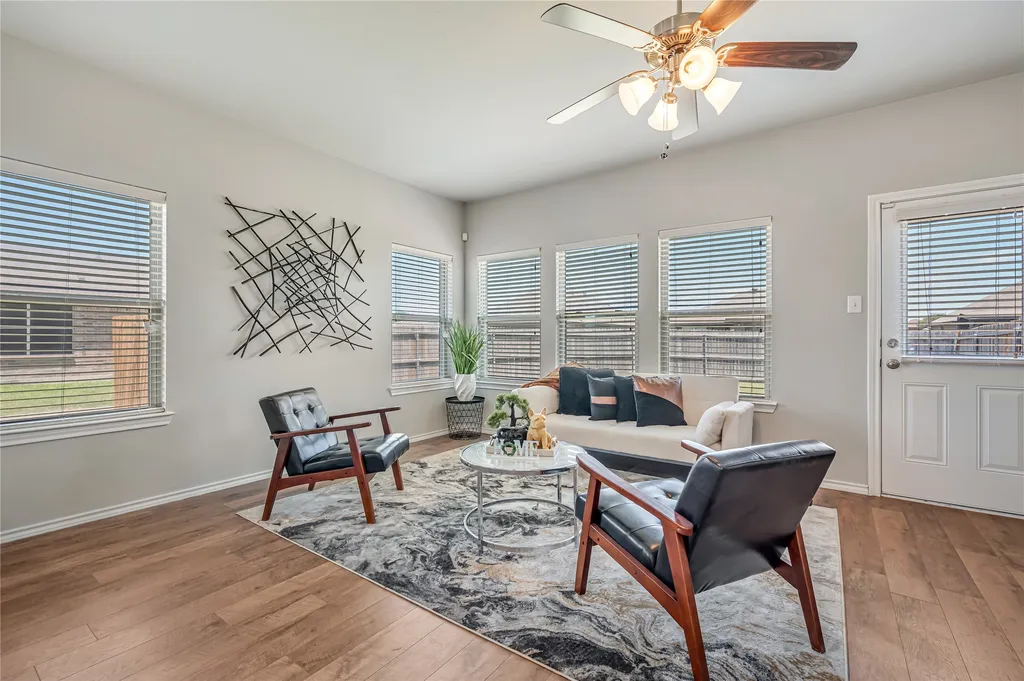 1981 Rainwater Way Lancaster TX 75146